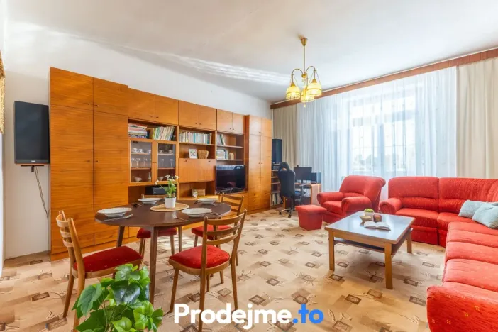 Prodej bytu 3+kk, Znojmo, Jarošova, 79 m2