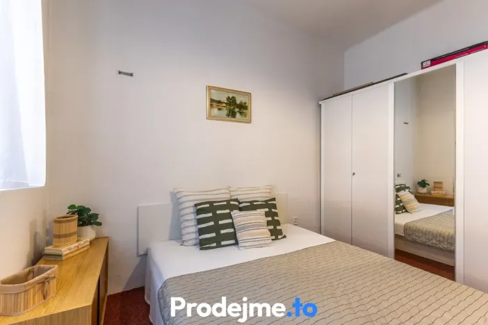 Prodej bytu 3+kk, Znojmo, Jarošova, 79 m2