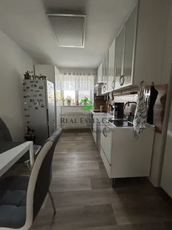 Prodej bytu 2+1, Oslavany, Hlavní, 53 m2