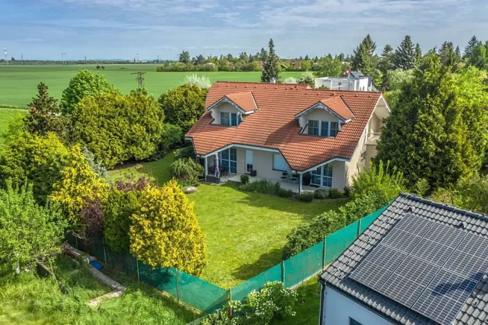 Prodej rodinného domu, Praha - Klánovice, Jeníkovická, 260 m2