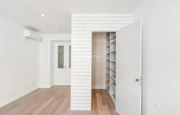 Pronájem bytu 3+kk, Praha - Vinohrady, náměstí Jiřího z Poděbrad, 93 m2
