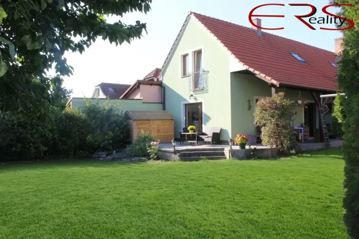 Prodej rodinného domu, Kostelní Hlavno, 270 m2