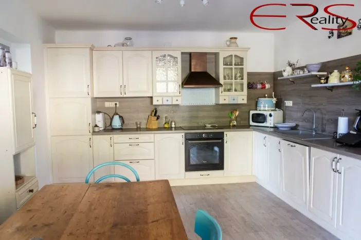 Prodej rodinného domu, Kostelní Hlavno, 270 m2