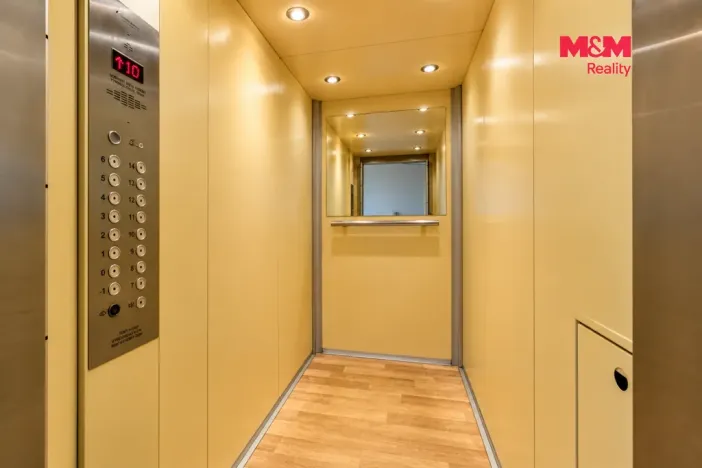 Pronájem bytu 2+kk, Praha - Michle, U Botiče, 42 m2