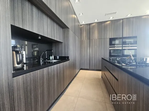 Prodej rodinného domu, Algeciras, Španělsko, Calle del Cabo Roig, 479 m2