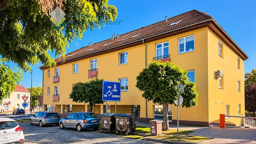Pronájem bytu 2+kk, Praha - Satalice, K nádraží, 44 m2