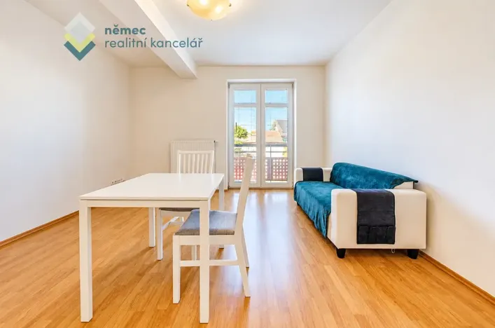 Pronájem bytu 2+kk, Praha - Satalice, K nádraží, 44 m2