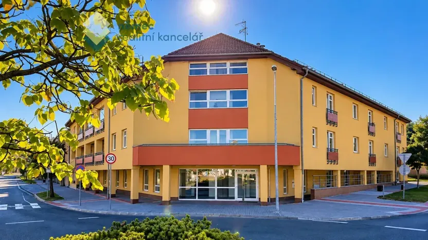 Pronájem bytu 2+kk, Praha - Satalice, K nádraží, 44 m2