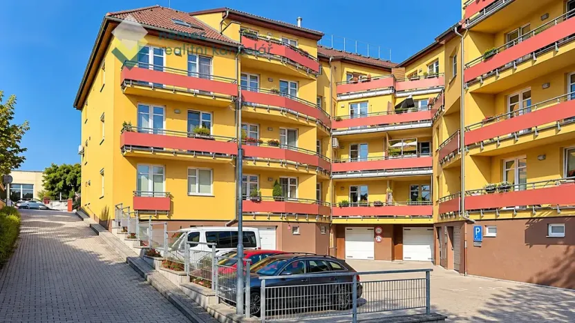 Pronájem bytu 2+kk, Praha - Satalice, K nádraží, 44 m2