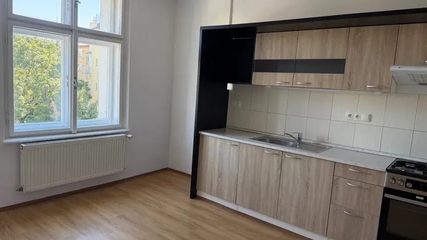 Pronájem bytu 2+1, Praha - Libeň, Na rozcestí, 63 m2