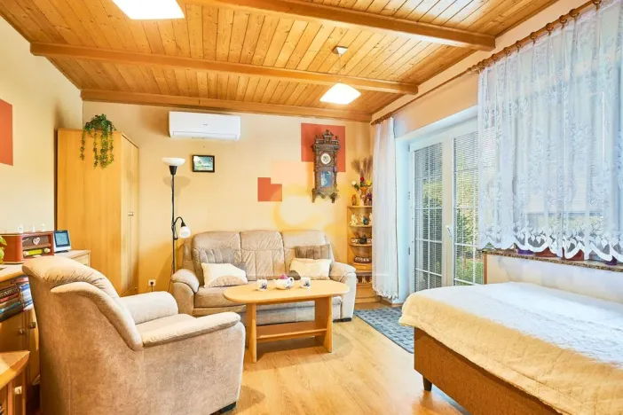 Prodej obchodního prostoru, Písek, U Hřebčince, 430 m2