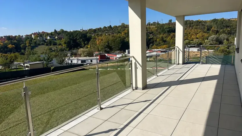 Pronájem vily, Zlín, 574 m2