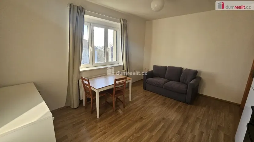 Pronájem bytu 2+kk, Praha - Libeň, Na stráži, 37 m2