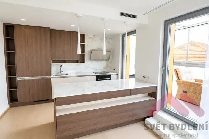 Pronájem bytu 3+kk, Praha - Modřany, Nesvadbova, 120 m2