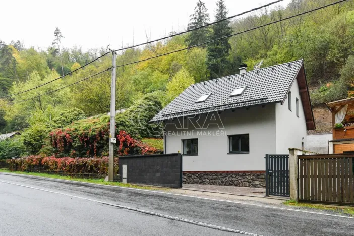 Pronájem rodinného domu, Štěchovice, Zadní konce, 92 m2