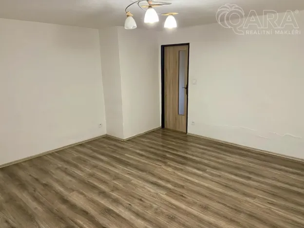 Pronájem bytu 1+1, Ivanovice na Hané, Husova, 35 m2