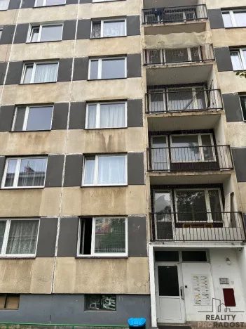 Prodej bytu 2+1, Ústí nad Labem, Husova, 62 m2
