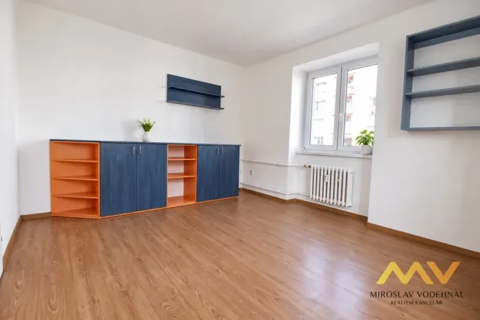 Pronájem bytu 2+1, Hradec Králové, Průmyslová, 57 m2