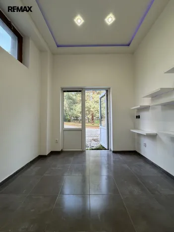 Pronájem obchodního prostoru, Olomouc - Nová Ulice, Stupkova, 11 m2