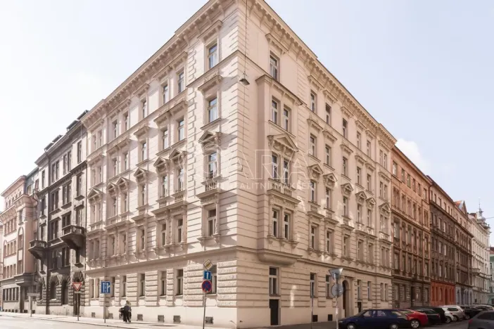 Pronájem bytu 3+1, Praha - Smíchov, Kořenského, 108 m2