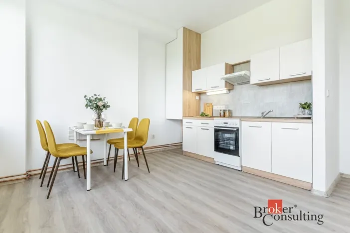 Pronájem bytu 3+kk, Mlékojedy, 68 m2