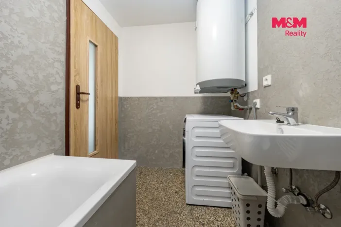 Prodej rodinného domu, Pečky, Barákova, 336 m2