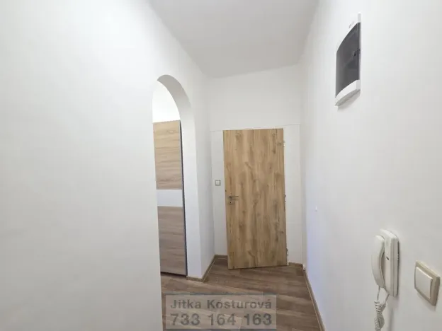 Prodej bytu 1+1, Opava - Předměstí, Zámecký okruh, 41 m2