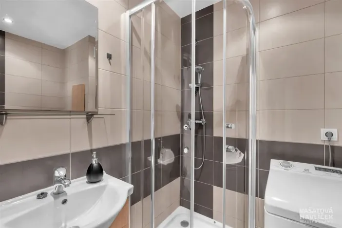 Prodej bytu 1+kk, Hradec Králové, Na Kotli, 28 m2