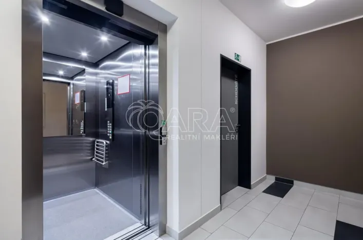 Pronájem bytu 2+kk, Praha - Stodůlky, Svitákova, 67 m2
