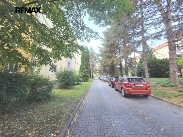 Pronájem bytu 3+1, Praha - Čakovice, Radbuzská, 85 m2