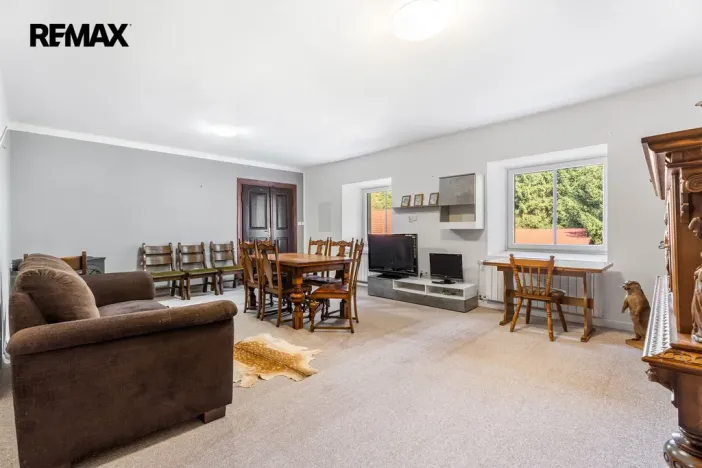 Prodej rodinného domu, Dubá - Zakšín, 380 m2