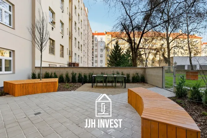 Prodej bytu 2+kk, Praha - Žižkov, Jeseniova, 49 m2
