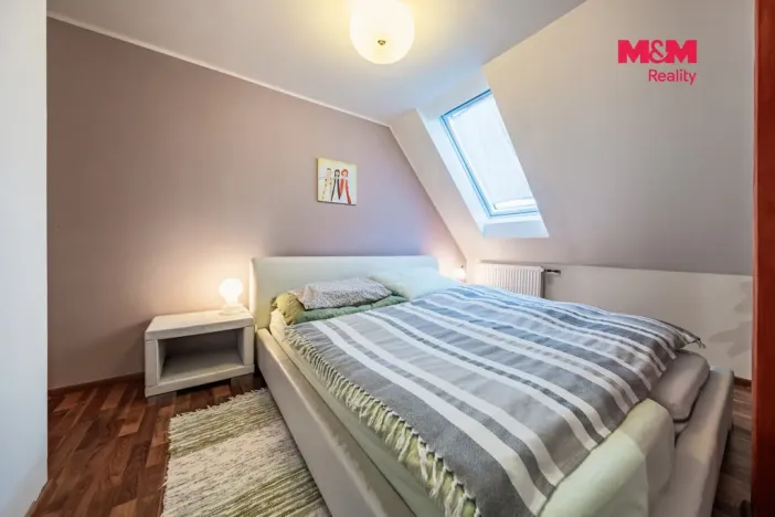 Prodej rodinného domu, Psáry - Dolní Jirčany, U Studny, 275 m2