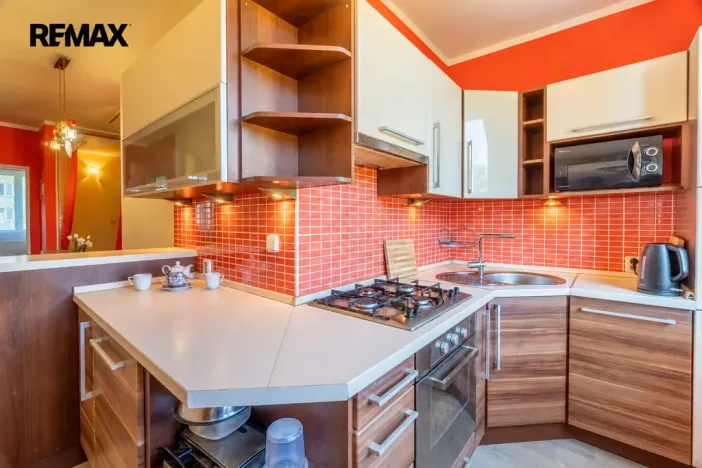 Prodej bytu 2+1, Praha - Kamýk, Olbramovická, 62 m2