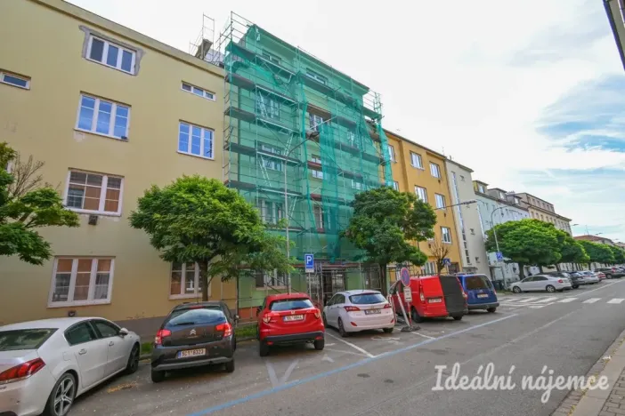 Pronájem bytu 2+kk, Brno - Zábrdovice, Kuldova, 50 m2