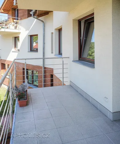 Pronájem bytu 3+kk, Praha - Dejvice, V Podbabě, 85 m2