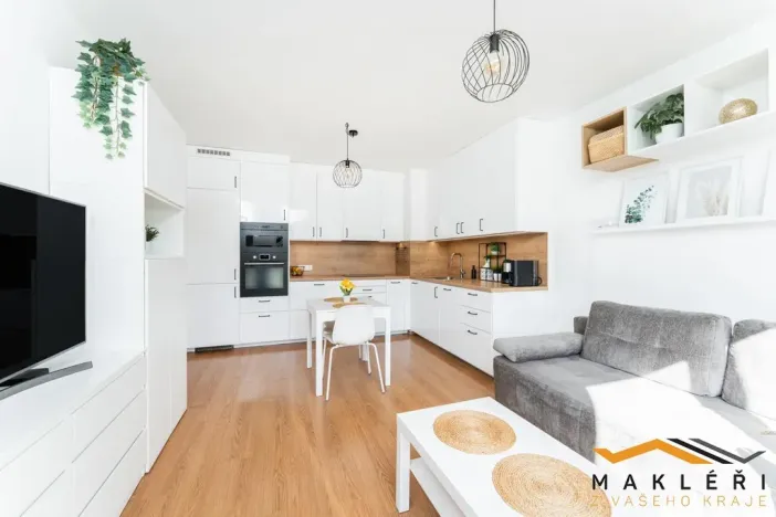 Pronájem bytu 2+kk, Praha - Hloubětín, Za černým mostem, 48 m2