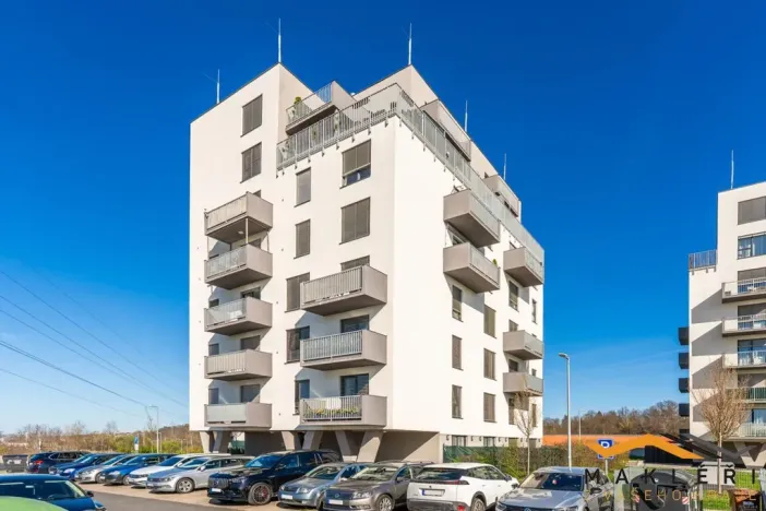 Pronájem bytu 2+kk, Praha - Hloubětín, Za černým mostem, 48 m2