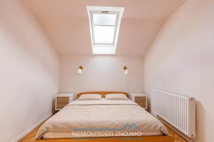 Prodej obchodního prostoru, Březí, Dunajovická, 630 m2