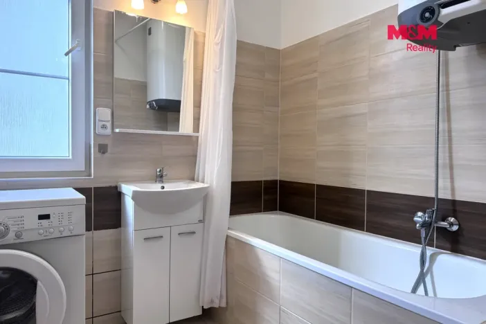 Pronájem bytu 2+1, Ústí nad Labem - Klíše, Vilová Ulička, 61 m2