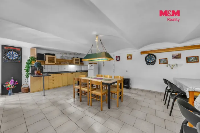 Prodej rodinného domu, Úsobí, 678 m2