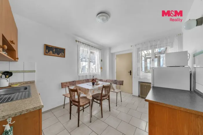 Prodej rodinného domu, Úsobí, 678 m2