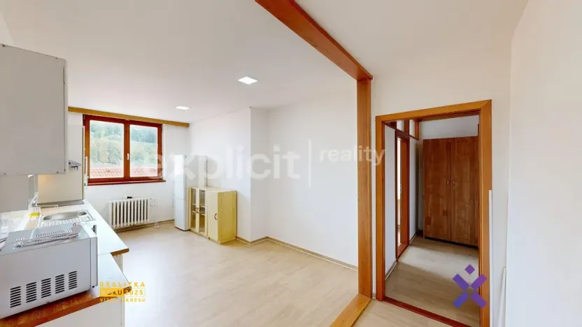Pronájem bytu 4+1, Zlín - Malenovice, Jarolímkovo náměstí, 133 m2
