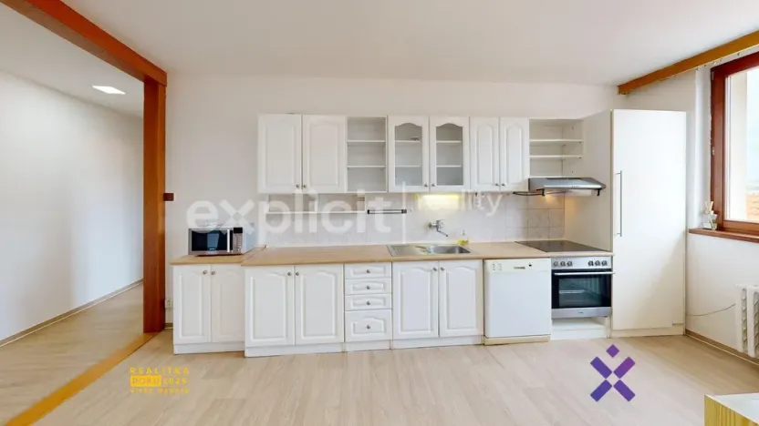 Pronájem bytu 4+1, Zlín - Malenovice, Jarolímkovo náměstí, 133 m2