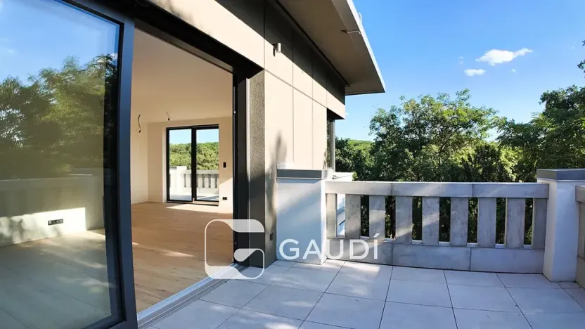 Prodej bytu 4+kk, Praha, Mezitraťová, 105 m2