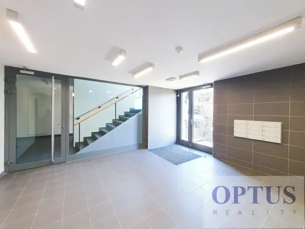 Pronájem bytu 3+kk, Praha - Jinonice, Břežánecká, 89 m2