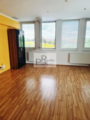 Pronájem bytu 3+1, Znojmo, 100 m2