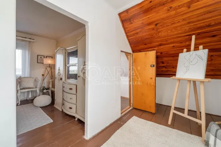 Prodej rodinného domu, Skorkov - Podbrahy, 159 m2