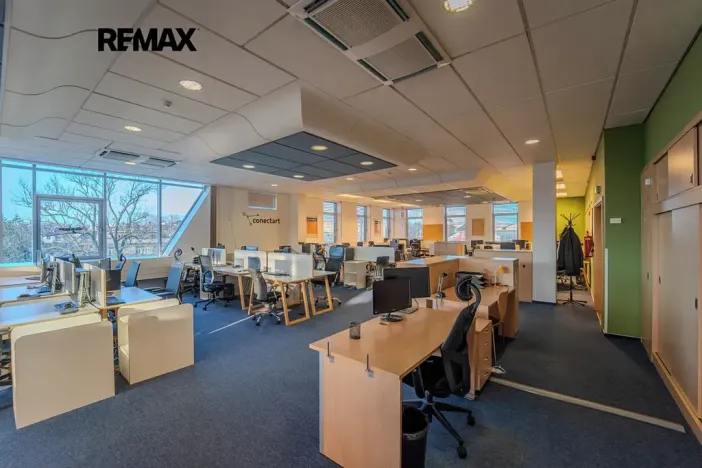 Pronájem obchodního prostoru, Kolín, Sladkovského, 540 m2