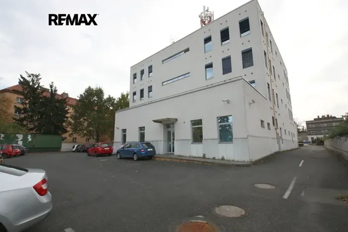 Pronájem obchodního prostoru, Kolín, Sladkovského, 540 m2